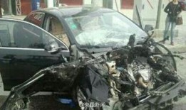 最新爆料车祸新闻视频下载,最新车祸新闻视频揭秘事故现场惨烈一幕